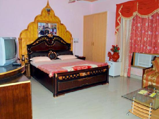 Rishabh Grand Castle Resort